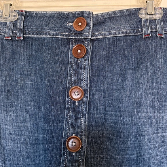 Boden Blue Denim Jean Mini Skirt buttons euro 18L us 14 16 - Picture 3 of 8